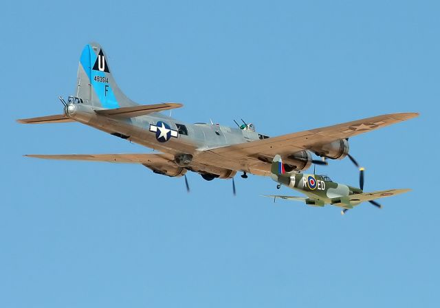 Boeing B-17 Flying Fortress (N9323Z)