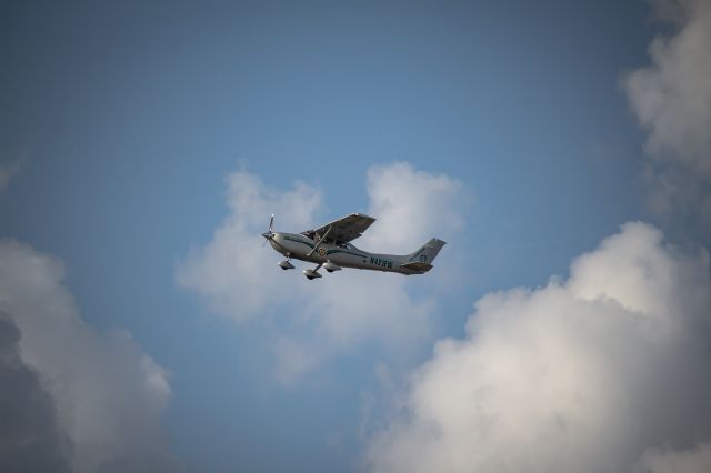Cessna Skylane (N421FW) - Sun N Fun 2023