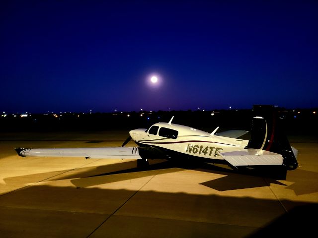 Mooney M-20 (N614TF)