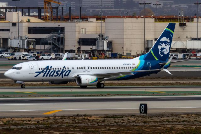 Boeing 737-800 (N579AS)