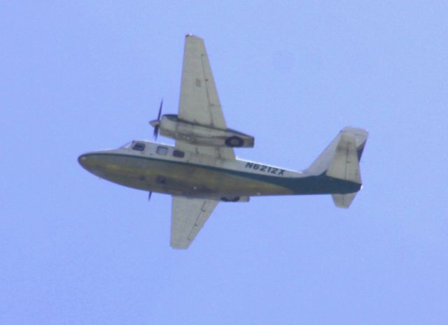 N6212X — - In pattern over KSJC @ Coleman and Martin Avenue, San Jose, Ca  (1963 Aero Commander 500-B C/N 500B-1102-63)