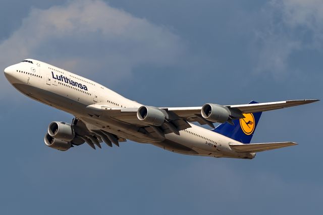 BOEING 747-8 (D-ABYO)