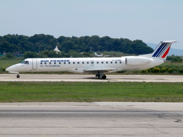 Embraer ERJ-145 (F-GUBE)