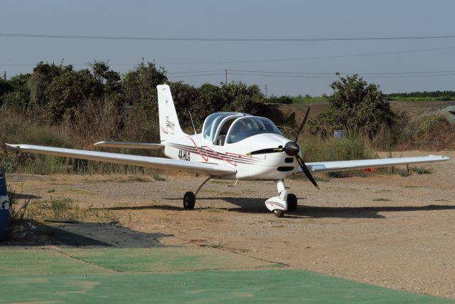 4X-HLG — - 13/08/2021 : Parking on side of the Ein-Vered airstrip.