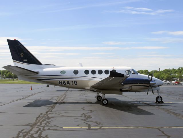 Beechcraft King Air 100 (N847D)