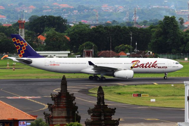 Airbus A330-300 (9M-LFD)