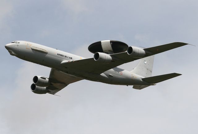 Boeing JE-3 Sentry (N702CA) - French Air Force Boing E-3F SDCA, Avord Air Base 702 (LFOA)  Air Show in june 2012