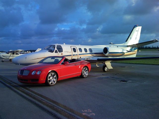 Cessna Citation 1SP (N307D) - This is my 1977 Cessna Citation 501SP Eagle Edition, along with the then new Bentley CGT.