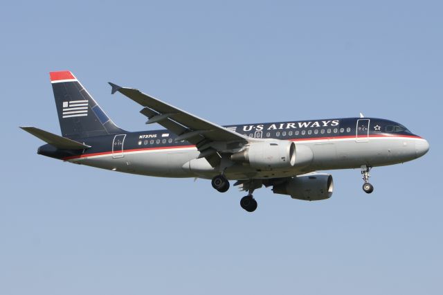 Airbus A319 (N737US) - August 29, 2010 - arrived Washington Reagan