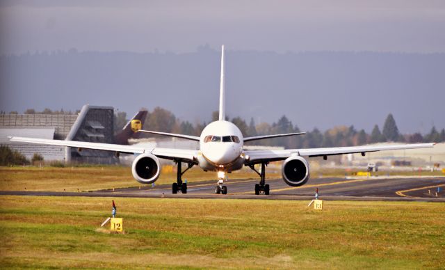 Boeing 757-200 (N620DL)