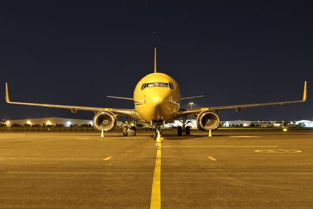 Boeing 737-800 (9M-III)