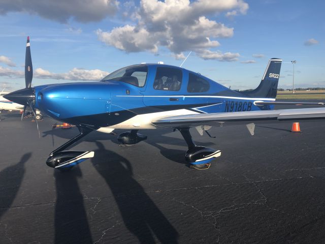 Cirrus SR-22 (N918CB)