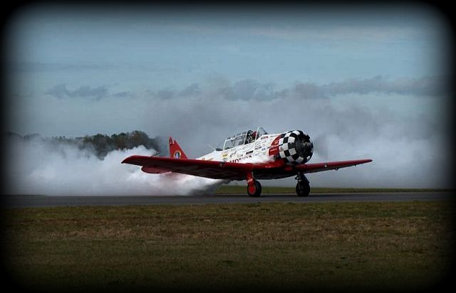 — — - Aeroshell Demo Team AT6