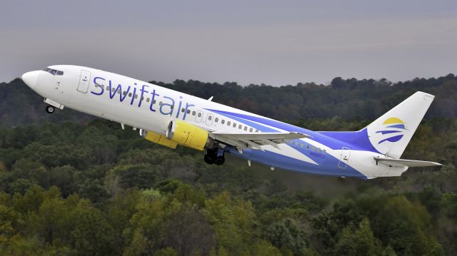 BOEING 737-400 (N808TJ) - Swift Air Boeing 737-400 (N808TJ) departs KRDU Rwy 23L on 10/26/2019 at 5:19 pm.