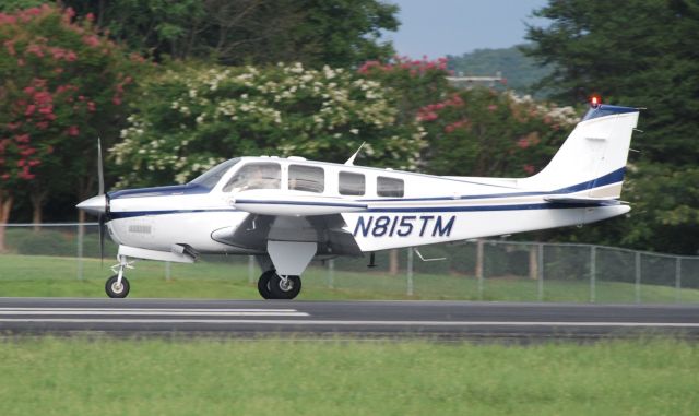 Beechcraft Bonanza (36) (N815TM)