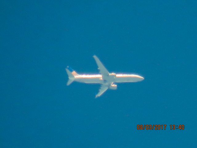 Boeing 737-900 (N63899)