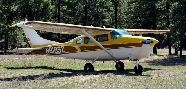 Cessna Centurion (N8185Z) - Lost River Airport, Mazama, WA.