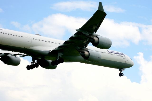 Airbus A340-600 (D-AIHV) - June 23, 2013 coming in 18C