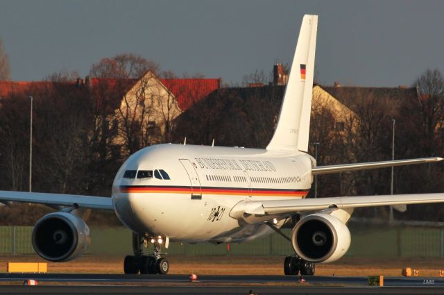 Airbus A310 (GAF1021) - German Air Force 10+21