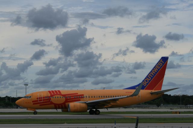 Boeing 737-700 (N781WN)