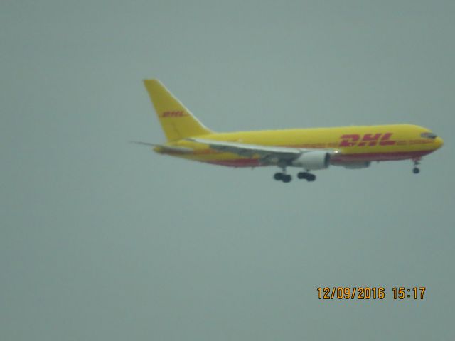 BOEING 767-200 (N769AX)