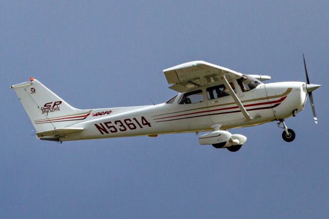 Cessna Skyhawk (N53614)