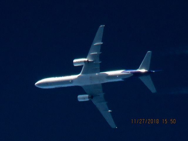 Boeing 757-200 (N960FD)