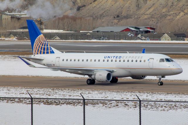 Embraer 175 (N204SY) - Skywest 5482 from Los Angeles, CA. 6 Feb 2021.