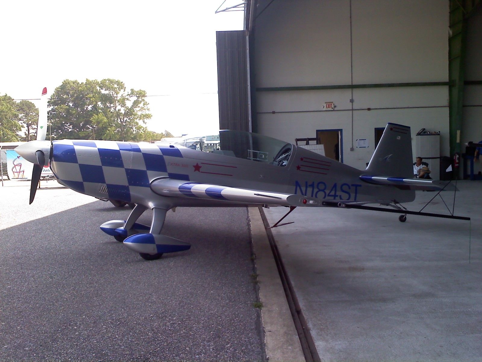 EXTRA EA-300 (N184ST) - Nice aerobatic bird at WWD for practice.