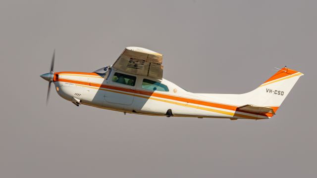 Cessna Centurion (VH-CSD)