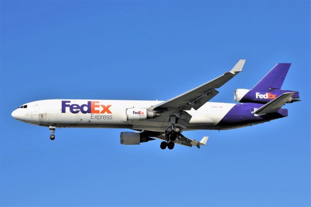 Boeing MD-11 (N596FE)