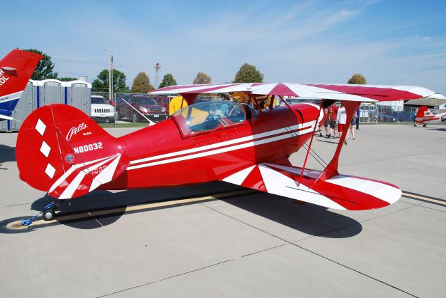 N80032 — - A Pitts on static display at Fly Iowa 2019.