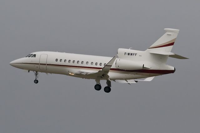 Dassault Falcon 900 (F-WWFF)