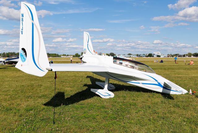 RUTAN Long-EZ (N81JV)