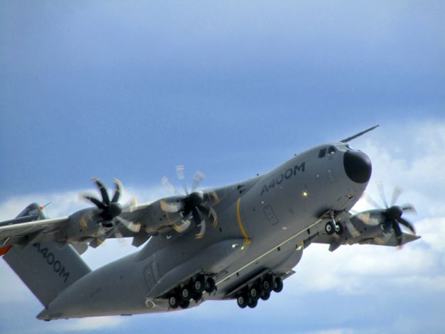 AIRBUS A-400M Atlas — - ILA Berlin 2012 A-400M