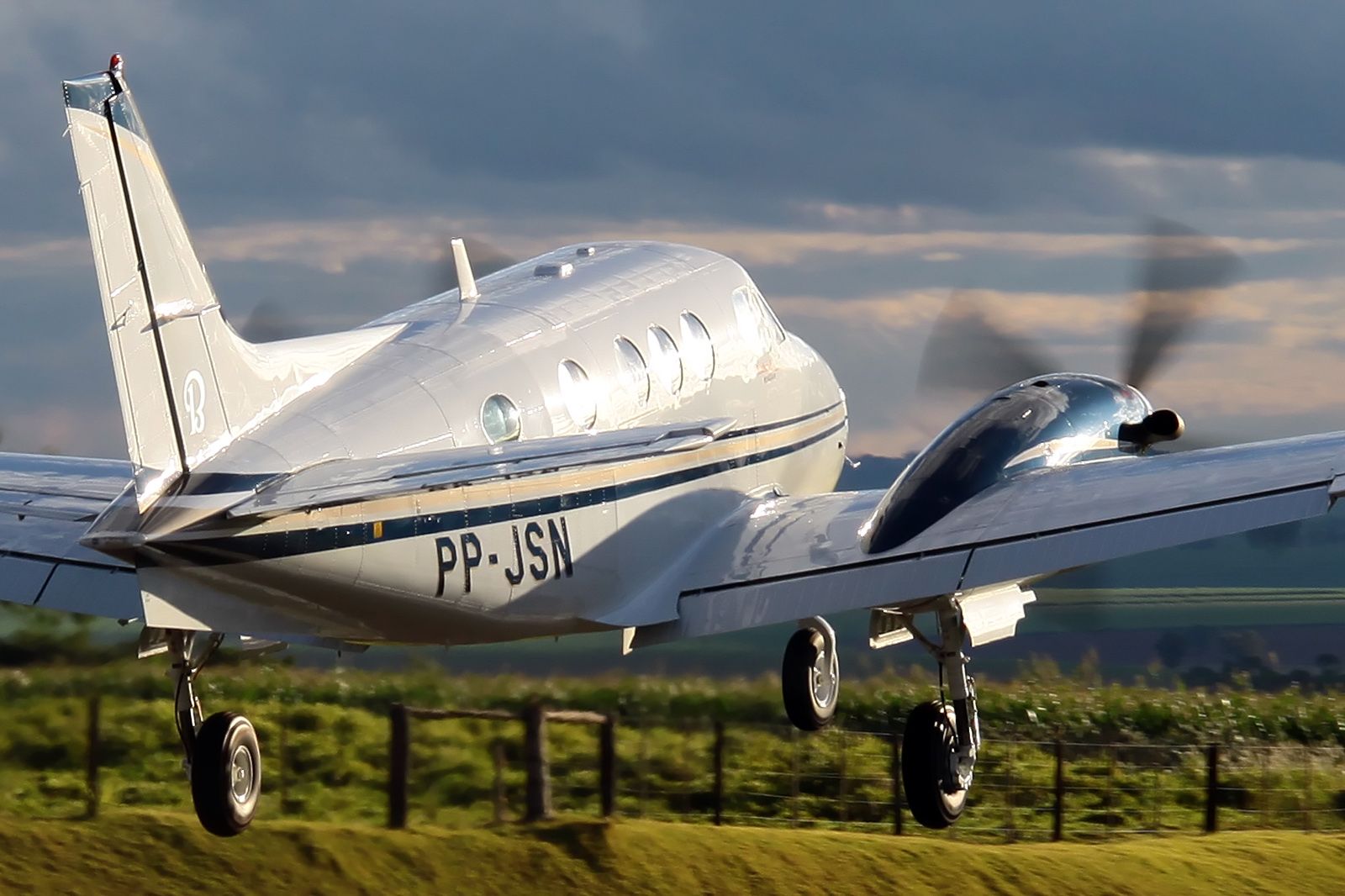 PP-JSN — - IGUARACU AIRPORT - SSHN - BRAZIL (23° 14 42S 51° 52 32W)