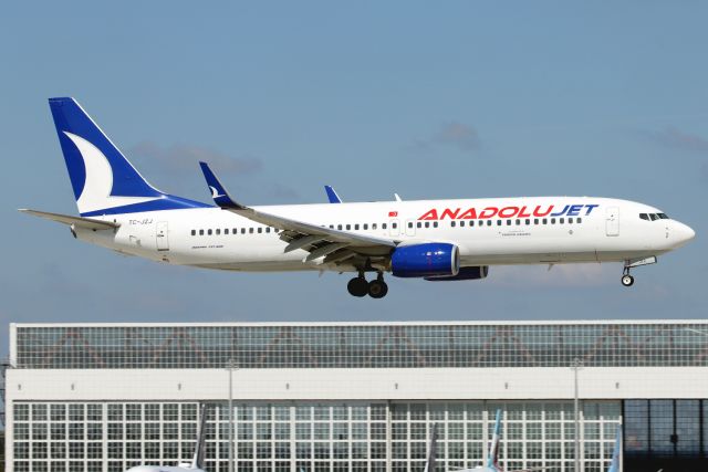 Boeing 737-800 (TC-JZJ)