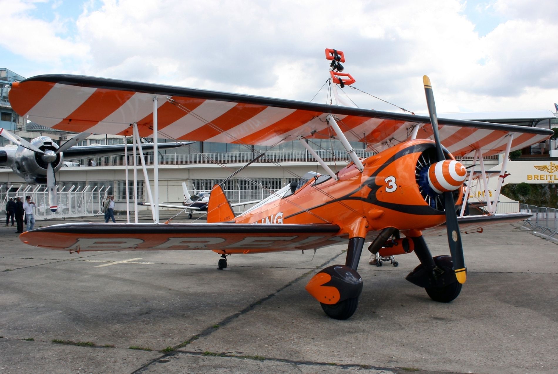 Boeing PT-17 Kaydet (Boing PT-17 Super Stearman) - Boing PT-17 Super Stearman, Paris Le Bourget Air Show 2011