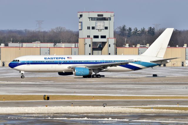 BOEING 767-300 (N706KW) - 01-15-22 Taxiing for departure.