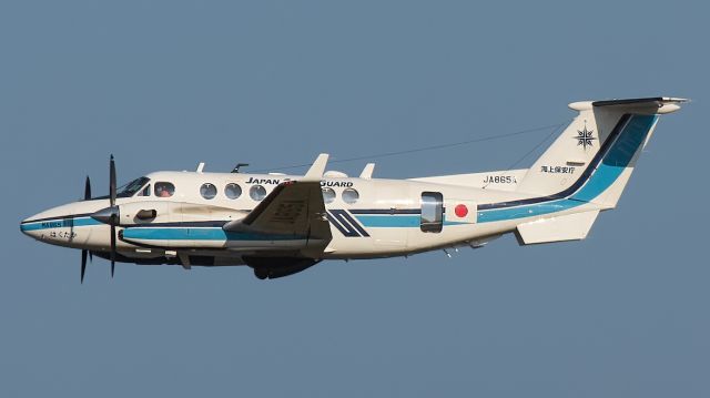 Beechcraft Super King Air 350 (JA865A) - Japan Coast Guard Beech 300 King Air 350.