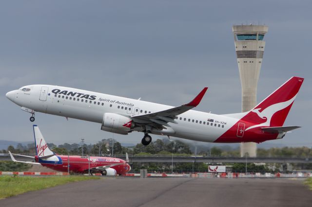 Boeing 737-800 (VH-VZW)