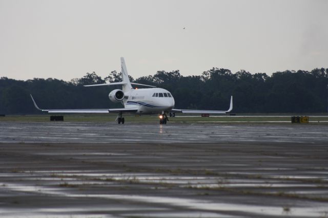 Dassault Falcon 2000 (N318CL) - Centrilins Falcon 2000 departing KMLU.