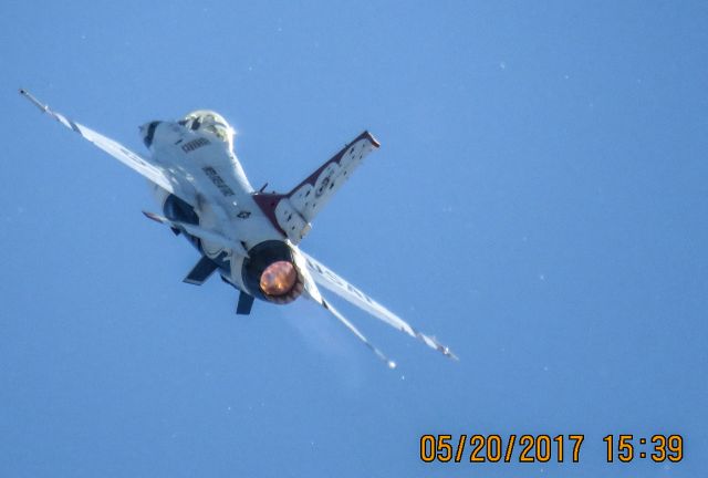 Lockheed F-16 Fighting Falcon (92-3896)