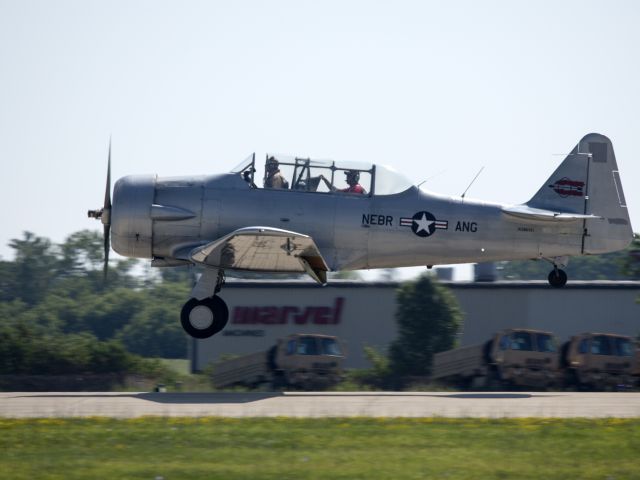 Cessna Skyhawk (N2861G) - Oshkosh 2013!