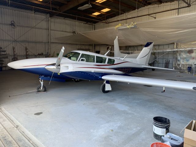 Piper PA-30 Twin Comanche (N8662Y) - 1969 Twin Comanche 