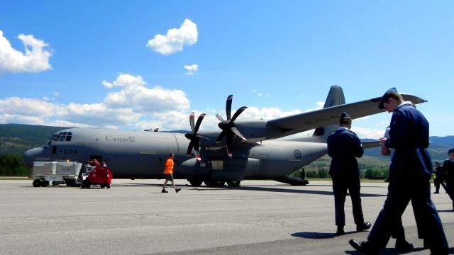 Lockheed C-130 Hercules (13-0604)