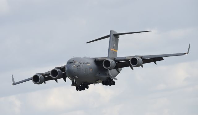 Boeing Globemaster III (04-4135) - Airventure 2018