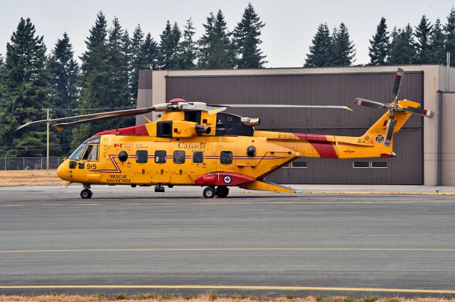 14-9915 — - RCAF CH149 Cormorant 