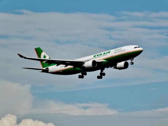 Airbus A330-200 (B-16307)