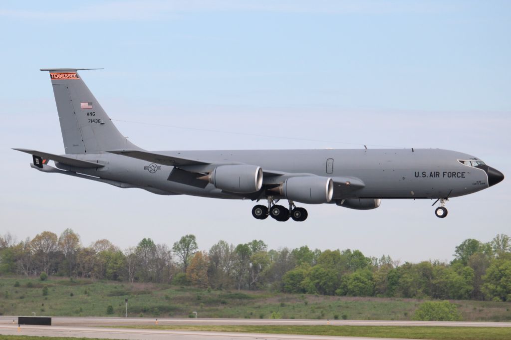 Boeing C-135FR Stratotanker (57-1436)